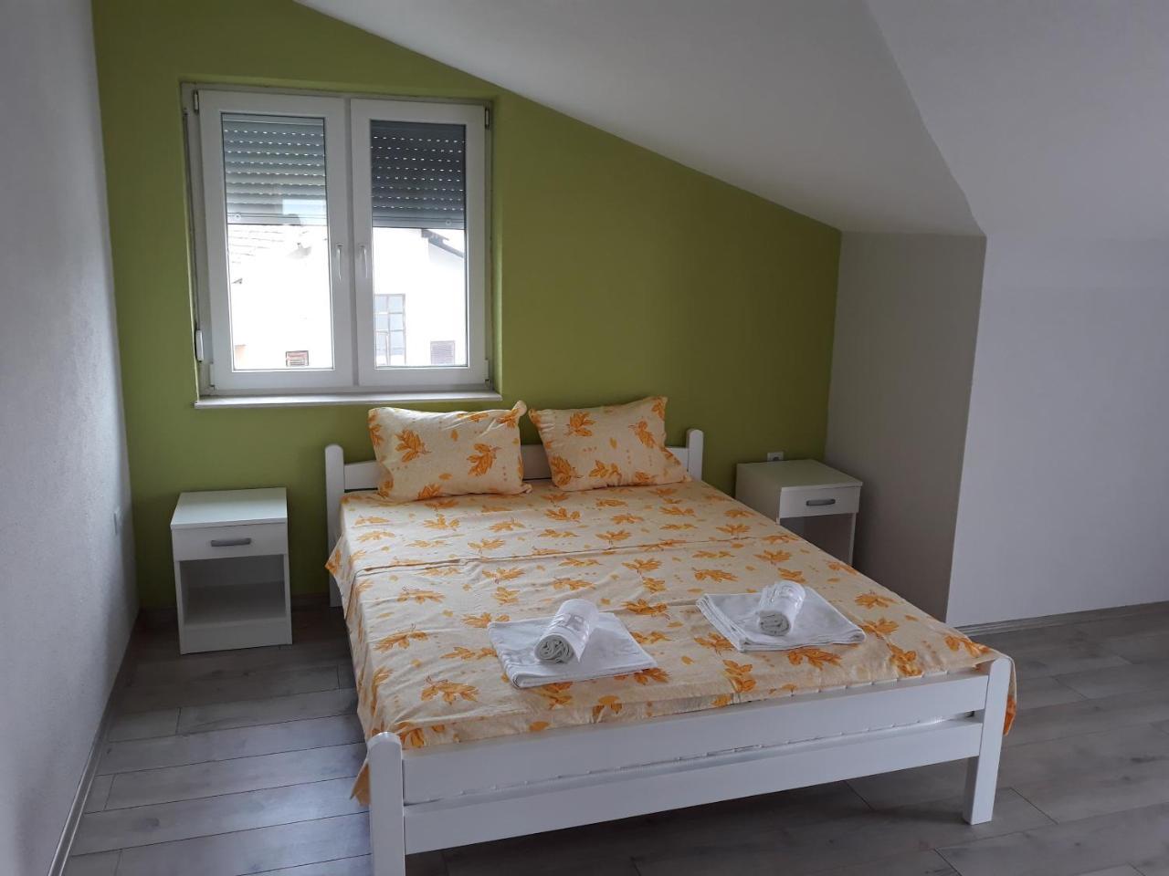 Vila & Apartments Matea Gevgelija Bagian luar foto