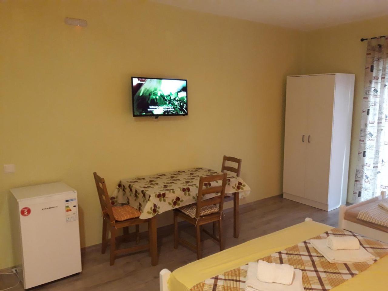 Vila & Apartments Matea Gevgelija Bagian luar foto